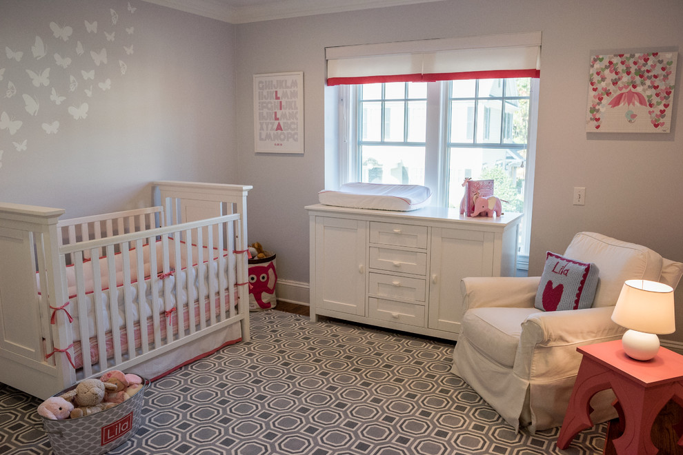 kırmızı beyaz bebek odası